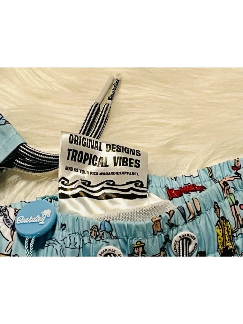 NEW Boardies Apparel Boy's Beach Folk Swim Trunks Light Blue Wet Bag Age 3/4Y